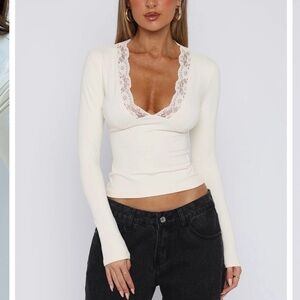 White Fox Boutique Knew That All Along Long Sleeve NWOT